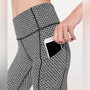 Lululemon Fast & Free 7/8 Tight II Nulux 25” Monochromatic Black Size 4